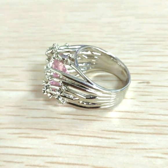 925 Sterling Silver Pink Ring - Picture 3 of 5